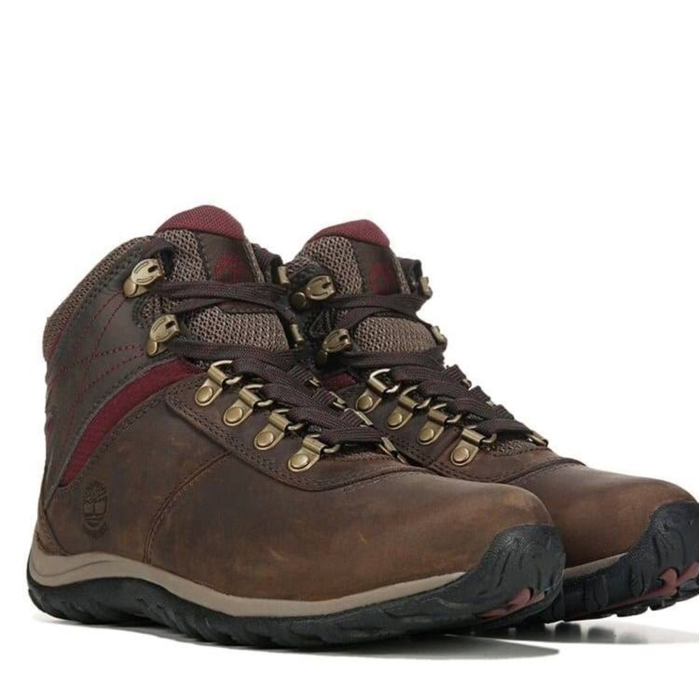Brand new timberland hiking boots 7.5